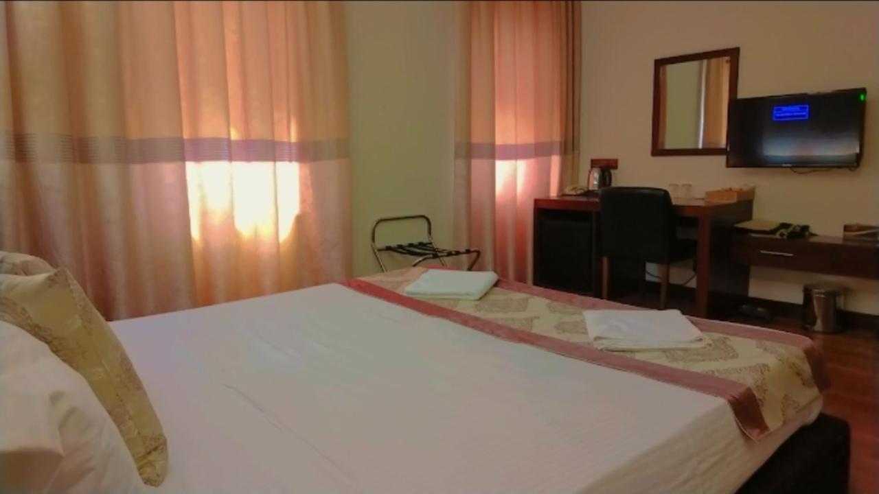 Bl Hotel'S เอร์เบล ภายนอก รูปภาพ
