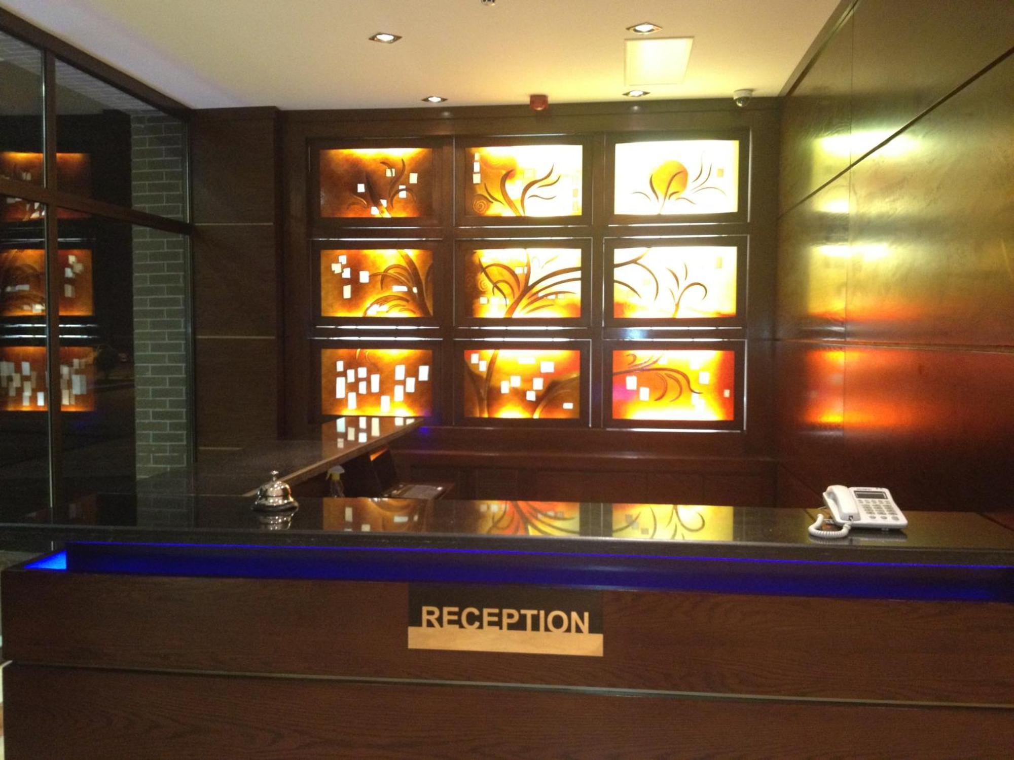 Bl Hotel'S เอร์เบล ภายนอก รูปภาพ